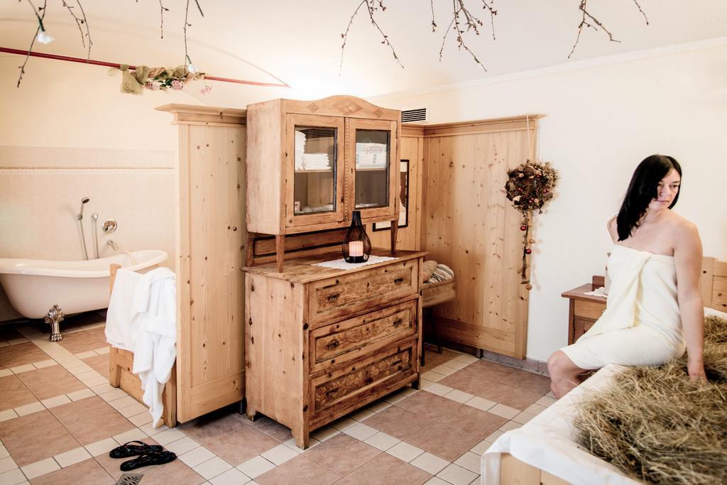 Appartement- Und Wellnesshotel Winkler Pfalzen Buitenkant foto